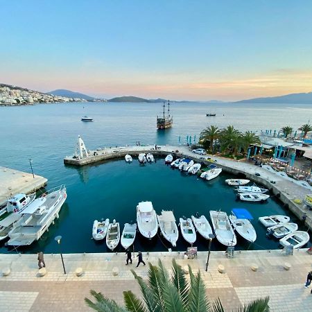 Sun N Blue Hotel Sarandë エクステリア 写真