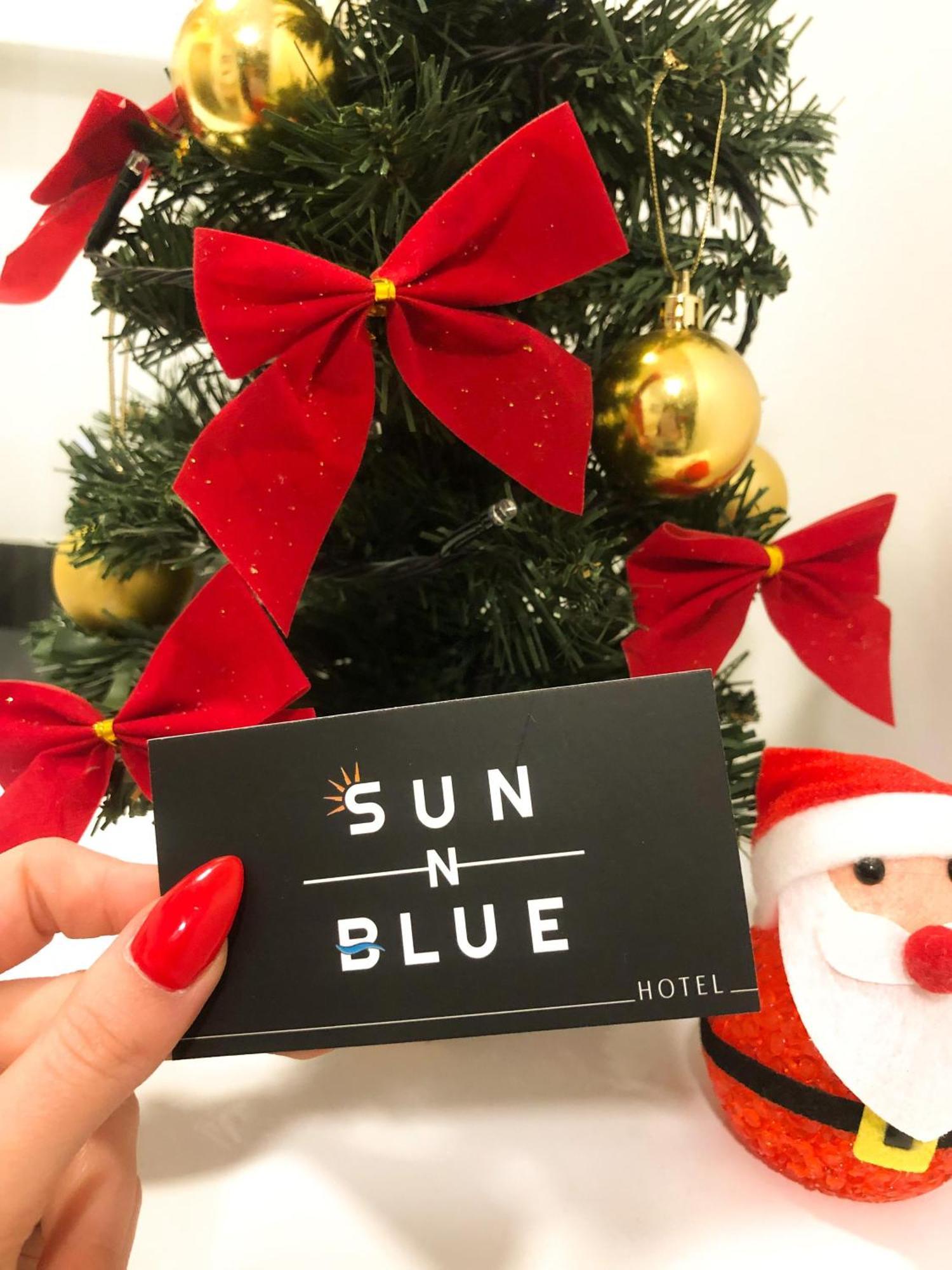 Sun N Blue Hotel Sarandë エクステリア 写真